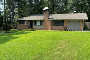 3727 Rainbow Circle, Snellville, GA 30039 - Photo 1
