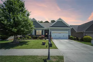 4601 Sweetwater Dr, Gainesville, GA 30504 - Photo 1