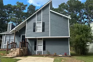 6300 Creekford Dr, Lithonia, GA 30058 - Photo 2