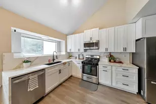 888 Halston Ct, Marietta, GA 30062 - Photo 14