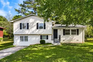 579 Wexwood Dr, Riverdale, GA 30274 - Photo 1