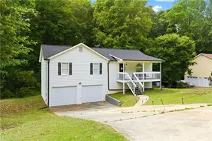 134 Landing Ln, Powder Springs, GA 30127 - Photo 2