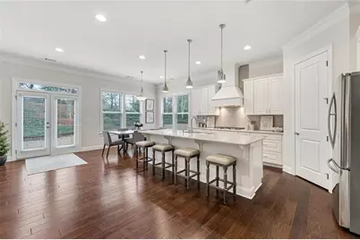 11395 Easthaven Place, Johns Creek, GA 30097 - Photo 6