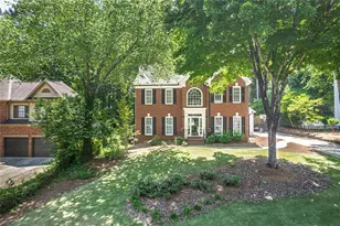 2562 Forest Meadow Ln, Lawrenceville, GA 30043 - Photo 2
