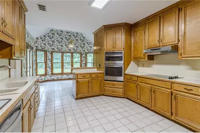 10625 Haynes Forest Drive, Alpharetta, GA 30022 - Photo 14