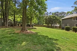 310 Derby Dr, Fayetteville, GA 30215 - Photo 34