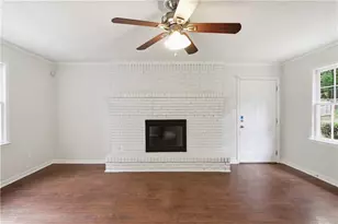 310 Derby Dr, Fayetteville, GA 30215 - Photo 12
