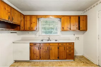 124 Charles Avenue SE, Marietta, GA 30067 - Photo 14