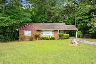 124 Charles Ave SE, Marietta, GA 30067 - Photo 1