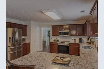 6042 Fairington Farms Lane, Lithonia, GA 30038 - Photo 12