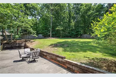 224 Shadowood Drive SE, Calhoun, GA 30701 - Photo 8