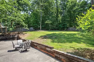224 Shadowood Dr SE, Calhoun, GA 30701 - Photo 8