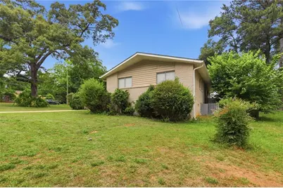 3840 Emerald North Drive, Decatur, GA 30035 - Photo 2