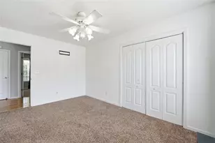 909 Shadow Ridge Cir, Stockbridge, GA 30281 - Photo 22