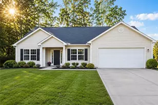 1896 Roxey Ln, Winder, GA 30680 - Photo 2