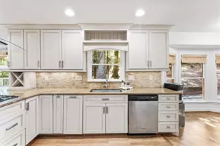 310 Clear Creek Ct, Roswell, GA 30076 - Photo 8