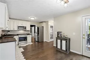 1005 Pebble Bend Dr, Grayson, GA 30017 - Photo 14