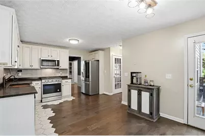 1005 Pebble Bend Drive, Grayson, GA 30017 - Photo 12