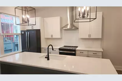 169 Color Circle, Atlanta, GA 30317 - Photo 4