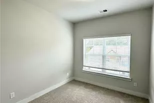 3779 Oxford Cir, Atlanta, GA 30340 - Photo 6