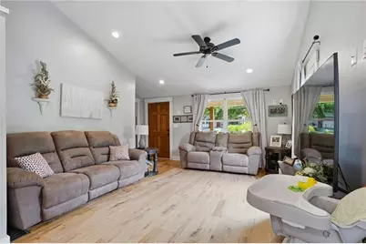 190 N Highland Avenue, Dallas, GA 30132 - Photo 2