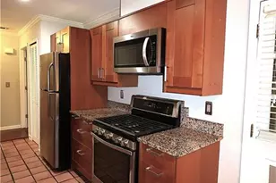 19 Brittany Way NE, Atlanta, GA 30324 - Photo 8