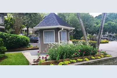 19 Brittany Way NE, Atlanta, GA 30324 - Photo 30