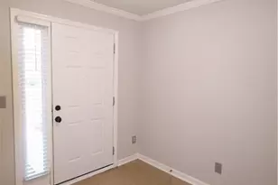19 Brittany Way NE, Atlanta, GA 30324 - Photo 10