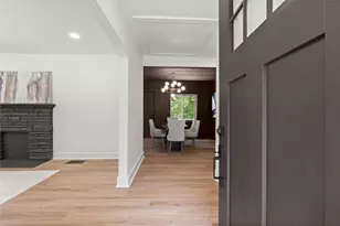 1595 Pinehurst Dr SW, Atlanta, GA 30311 - Photo 6