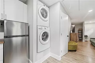 2003 Commodore Ln, Atlanta, GA 30341 - Photo 40