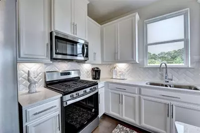 19 Caison Drive, Winder, GA 30680 - Photo 8