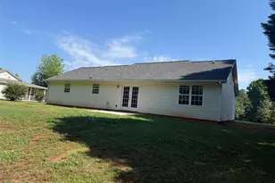 25 Hunters Ridge Dr, Covington, GA 30014 - Photo 2