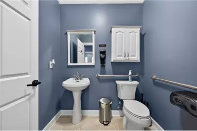 304 E Crossville Road, Roswell, GA 30075 - Photo 16