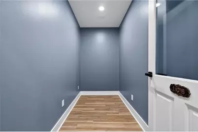 304 E Crossville Road, Roswell, GA 30075 - Photo 14
