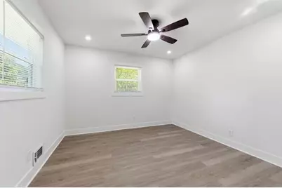 2866 Lancaster Drive, East Point, GA 30344 - Photo 26