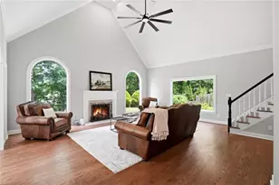1085 Brooksglen Dr, Roswell, GA 30075 - Photo 14