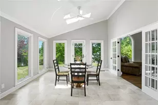 1085 Brooksglen Dr, Roswell, GA 30075 - Photo 16