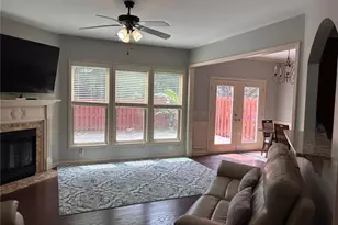 615 Township Cir, Alpharetta, GA 30004 - Photo 4