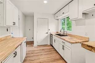 186 Arcadia Cir NW, Atlanta, GA 30314 - Photo 8