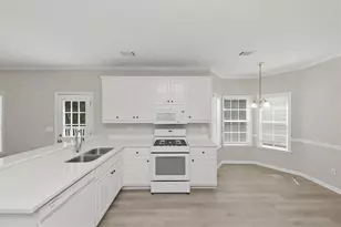 3828 Martingale Dr SE, Conyers, GA 30094 - Photo 14