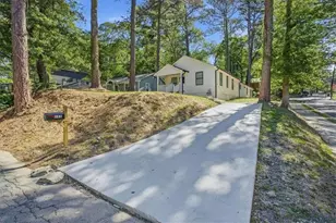 131 Holly Rd NW, Atlanta, GA 30314 - Photo 20