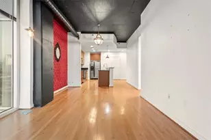 250 Pharr Rd NE, Atlanta, GA 30305 - Photo 10