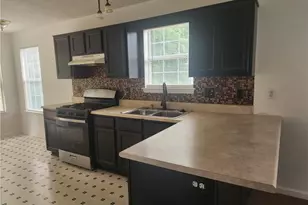1596 Wembley Dr, Douglasville, GA 30134 - Photo 2