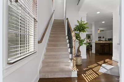 5840 Vista Brook Drive, Suwanee, GA 30024 - Photo 4