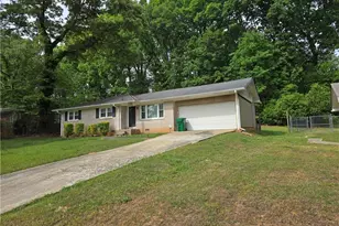 2717 Hutch Dr, Decatur, GA 30034 - Photo 2