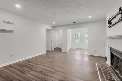 1967 Brian Way, Decatur, GA 30033 - Photo 6