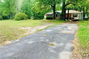 3705 Confederate Dr, Macon, GA 31211 - Photo 2