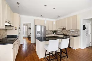 1340 Fallsbrook Dr NW, Acworth, GA 30101 - Photo 12