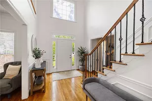 1340 Fallsbrook Dr NW, Acworth, GA 30101 - Photo 4