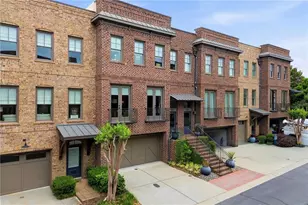 535 Canton Walk, Roswell, GA 30075 - Photo 2